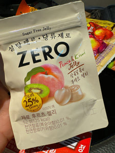 KR LOTTE 1包 2种口味 PEACH & KIWI 果冻嚼劲软糖 ( SUGER FREE )